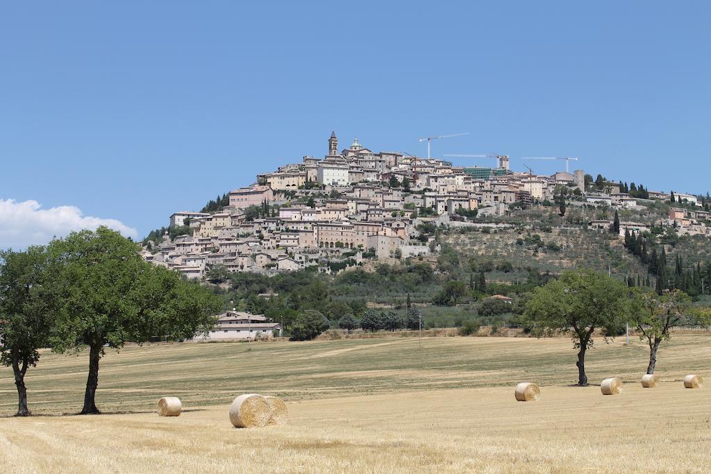 Hotel Residenza Sant'Emiliano Trevi Exteriér fotografie