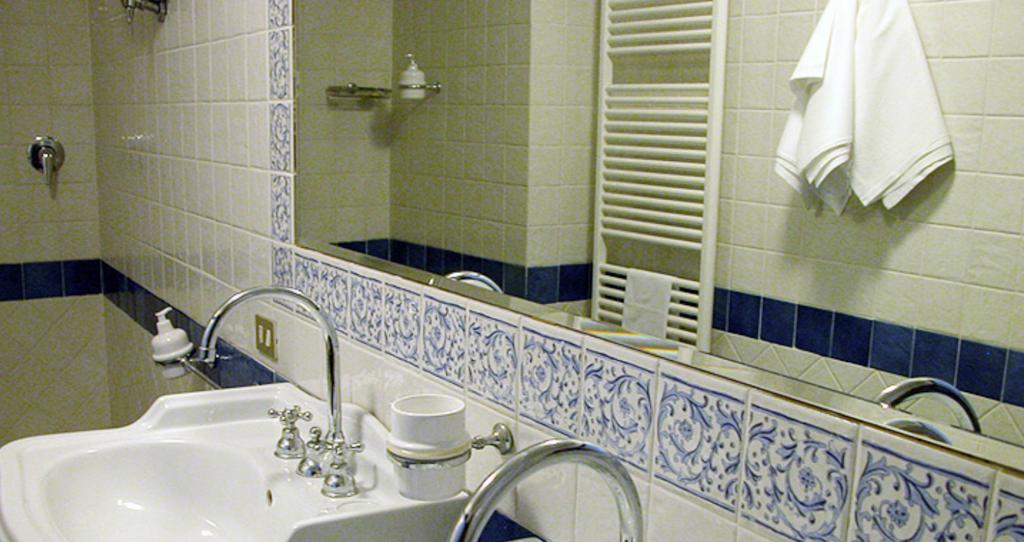 Hotel Residenza Sant'Emiliano Trevi Pokoj fotografie